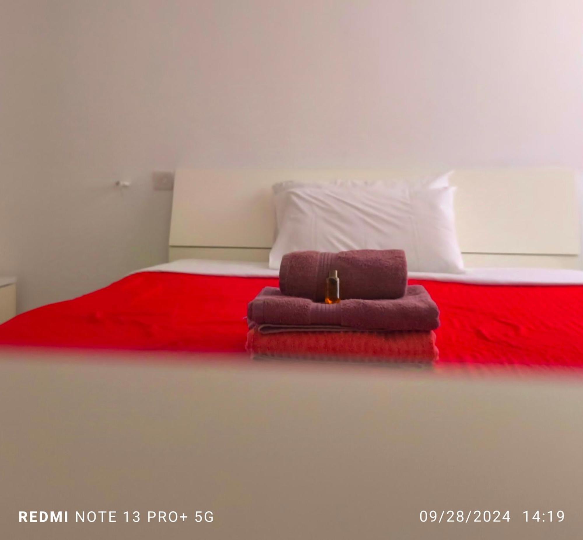 One Bedroom Tea Apartment Il-Gzira Luaran gambar