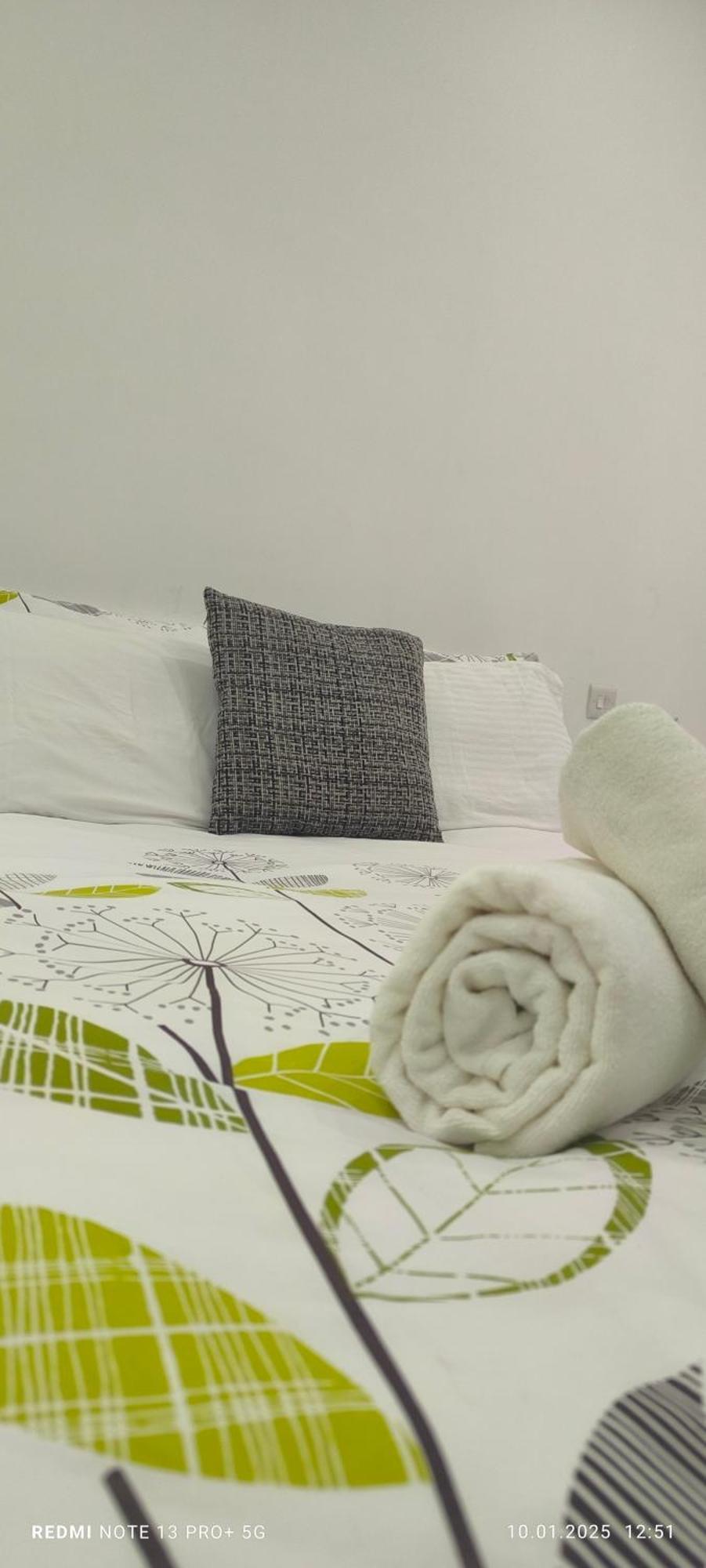 One Bedroom Tea Apartment Il-Gzira Luaran gambar